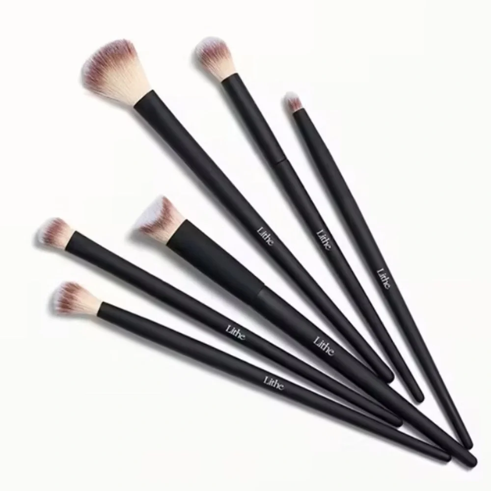 LITHE Beauty Everyday Brush Set - Picture 1 of 8